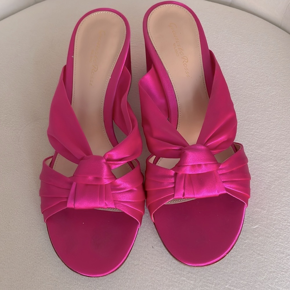 Gianvito Rossi Pink Satin Sandals